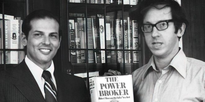 TURN EVERY PAGE – The Adventures of Robert Caro and Robert Gottlieb (in theatres)